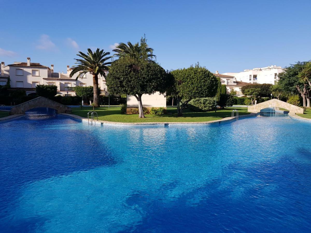 Javea - La Isla Extérieur photo