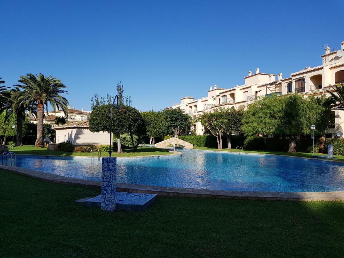 Javea - La Isla Extérieur photo