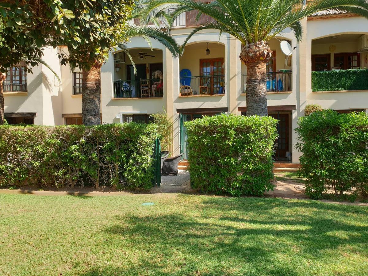Javea - La Isla Extérieur photo